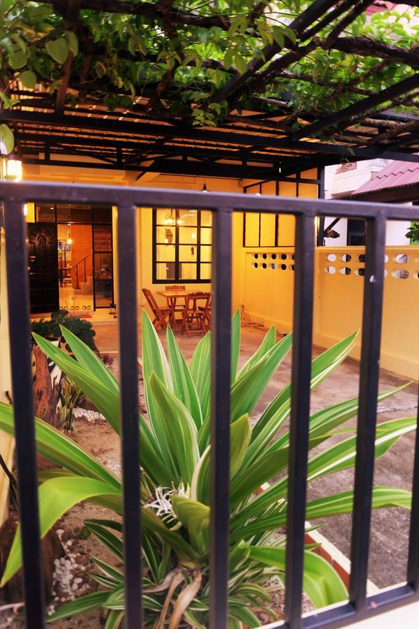 Nanrada Hometel Krabi town Buitenkant foto